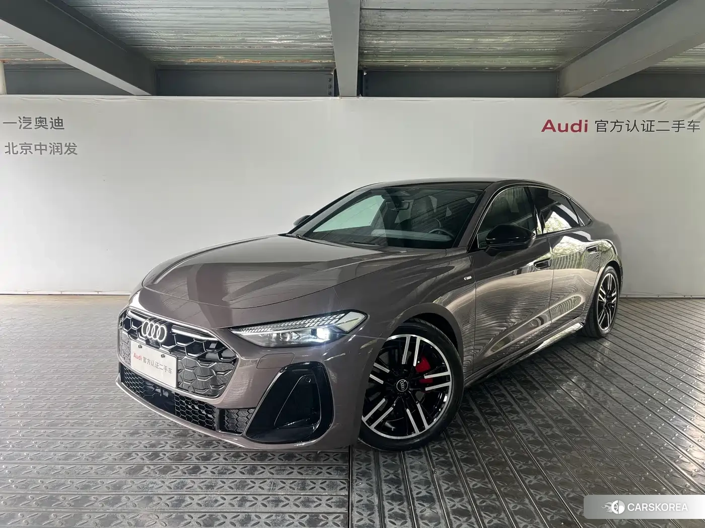 Audi A5L id 4589111 из Китая 11