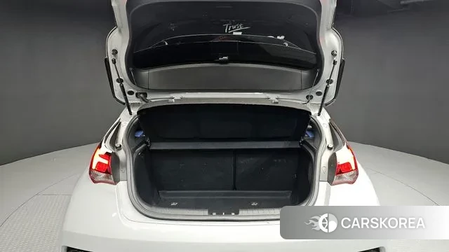 Hyundai Veloster (JS) id 3350077 из Кореи 11