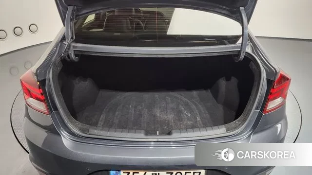 Hyundai The New Avante AD id 3520368 из Кореи 11