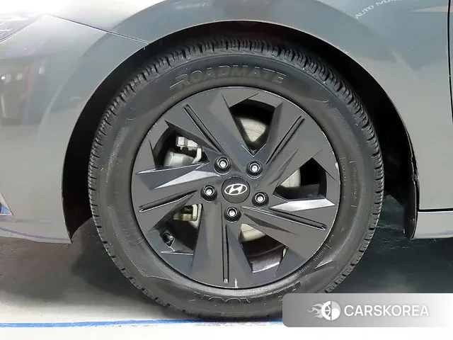 Hyundai Avante Hybrid (CN7) id 3008022 из Кореи 11