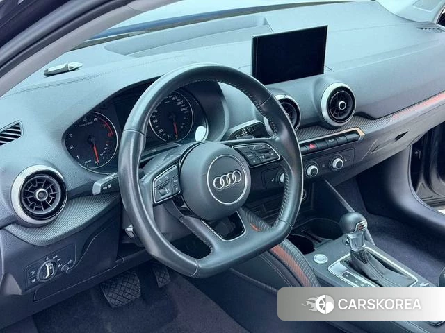 Audi Q2L id 4353474 из Китая 11