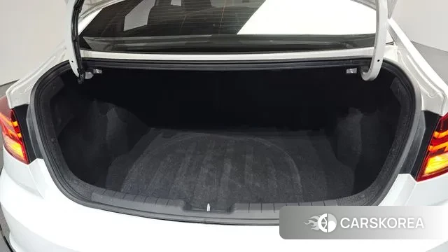 Hyundai The New Avante AD id 3761143 из Кореи 11