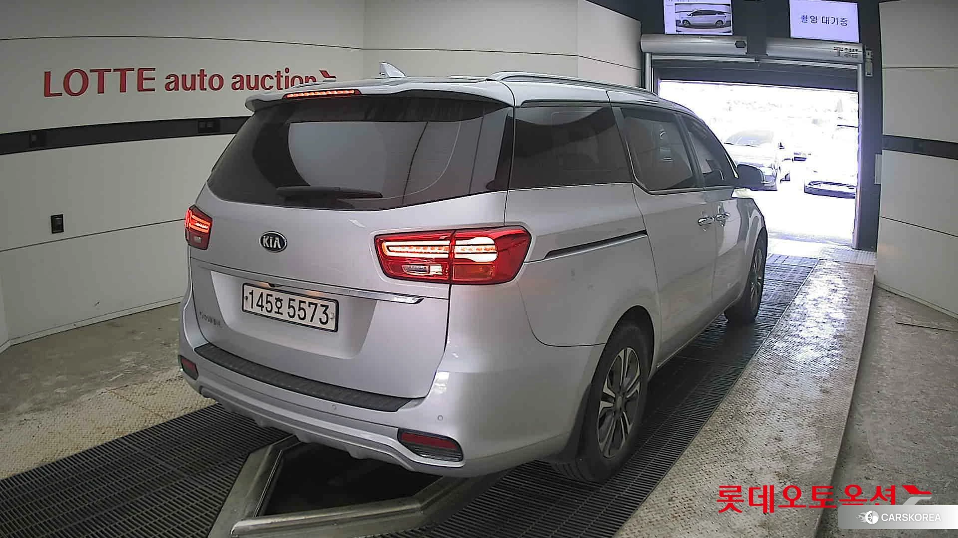 Kia Carnival id 4289610 из Кореи 11