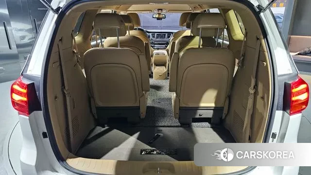 Kia The New Carnival id 2413349 из Кореи 11