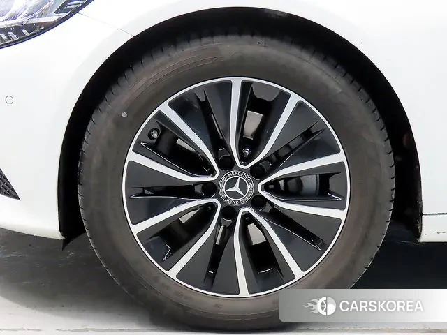 Mercedes-Benz C-Class W205 id 3429000 из Кореи 11