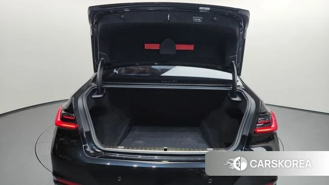 BMW 7 Series (G11) id 3885712 из Кореи 11