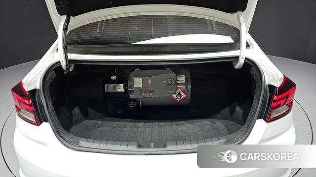 Hyundai The New Avante AD id 3844944 из Кореи 11