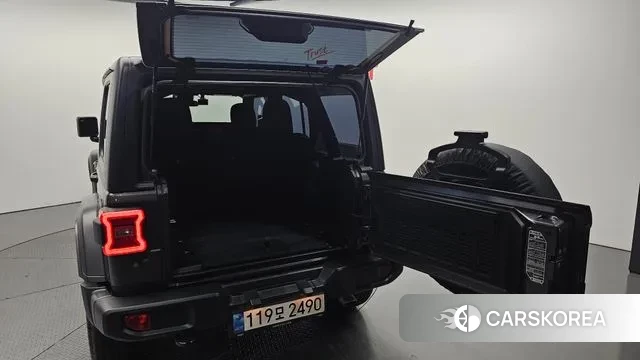 Jeep Wrangler (JL) id 3528277 из Кореи 11