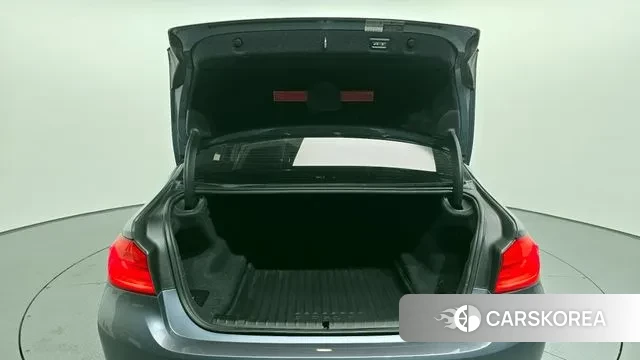 BMW 5 Series (G30) id 3403064 из Кореи 11