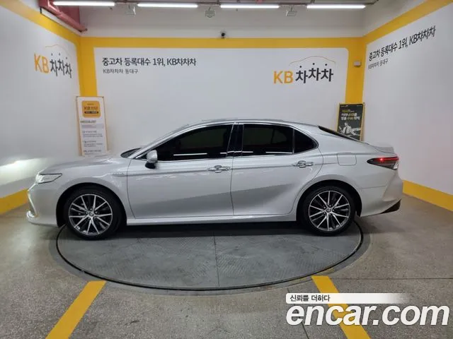 Toyota Camry (XV70) id 2738567 из Кореи 11