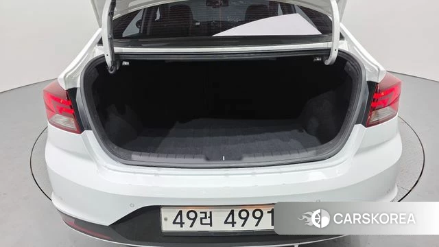 Hyundai The New Avante AD id 4642857 из Кореи 11