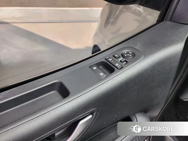 Hyundai Staria id 3410118 из Кореи 11