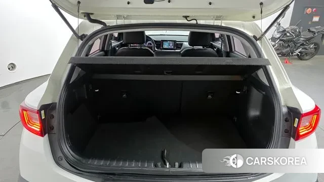 Kia Stonic id 2941316 из Кореи 11