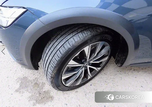 Volvo V90 Cross-Country id 2994672 из Кореи 11