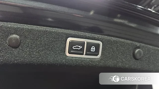 Hyundai Grandeur (GN7) id 3036822 из Кореи 11