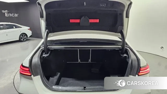 BMW 5 Series (G60) id 3575916 из Кореи 11