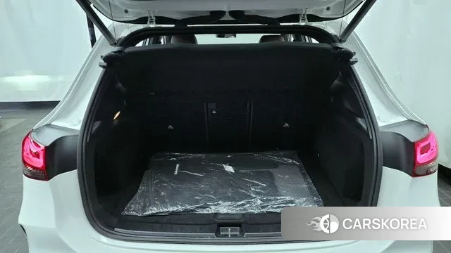 Mercedes-Benz GLA - Class H247 id 3572049 из Кореи 11