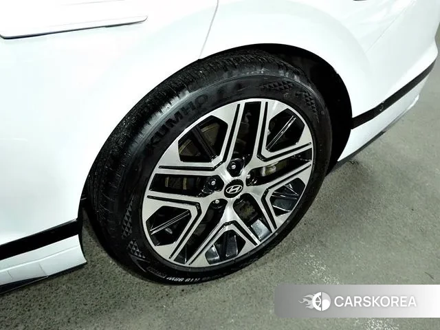 Hyundai Grandeur (GN7) id 3512872 из Кореи 11