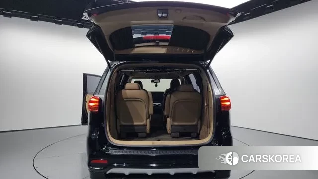 Kia The New Carnival id 3489621 из Кореи 11