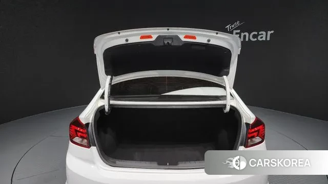 Hyundai The New Avante AD id 3612527 из Кореи 11