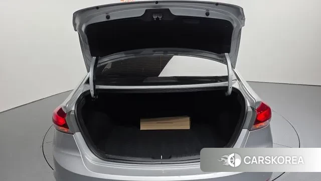 Hyundai Avante AD id 3375274 из Кореи 11