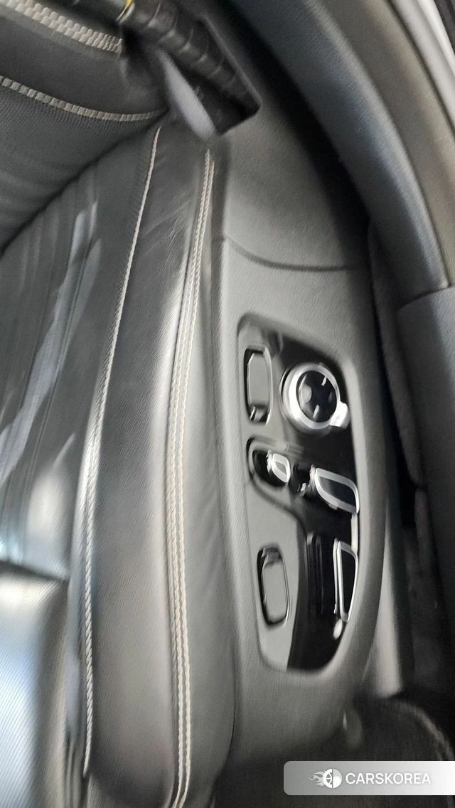Genesis G90 id 4507916 из Кореи 11