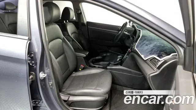 Hyundai Avante AD id 2680589 из Кореи 11