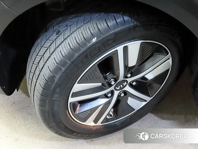 Kia The New Niro id 3324560 из Кореи 11