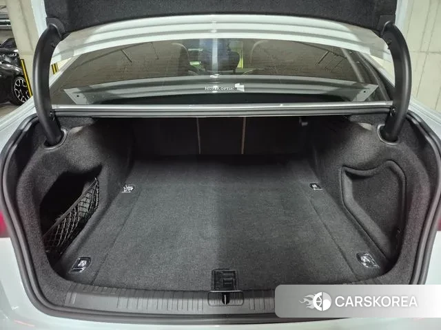 Audi A6 (C8) id 3671955 из Кореи 11