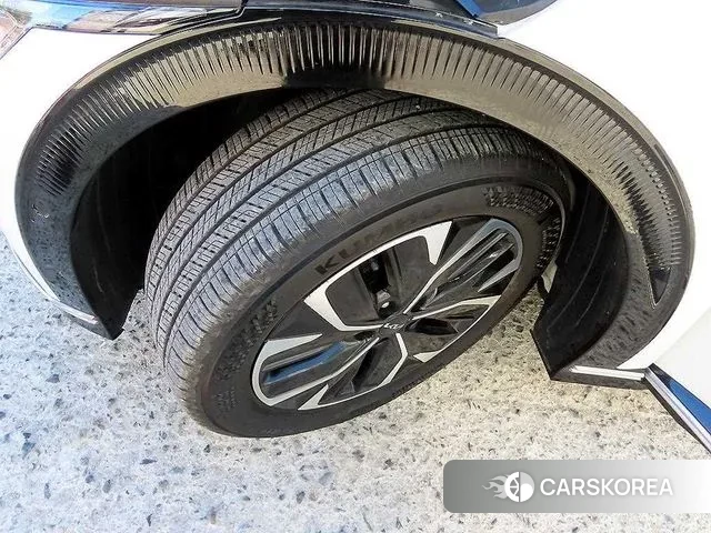 Kia EV6 id 3680457 из Кореи 11