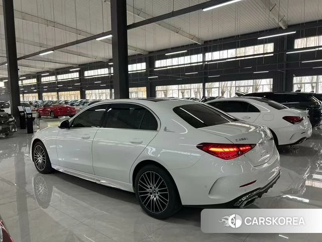 Mercedes-Benz Class C id 4257338 из Китая 11