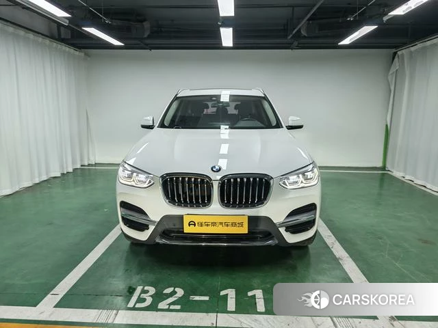 BMW X3 id 4208489 из Китая 11