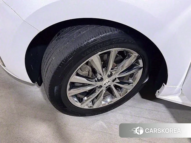 Kia The New Carnival id 3021085 из Кореи 11