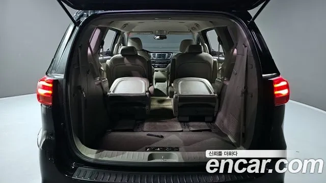 Kia The New Carnival id 2881809 из Кореи 11