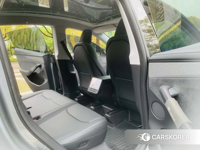 Tesla Model Y id 3944940 из Китая 11