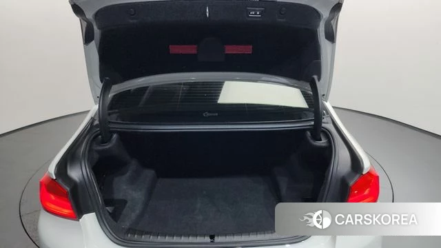 BMW 5 Series (G30) id 3879656 из Кореи 11