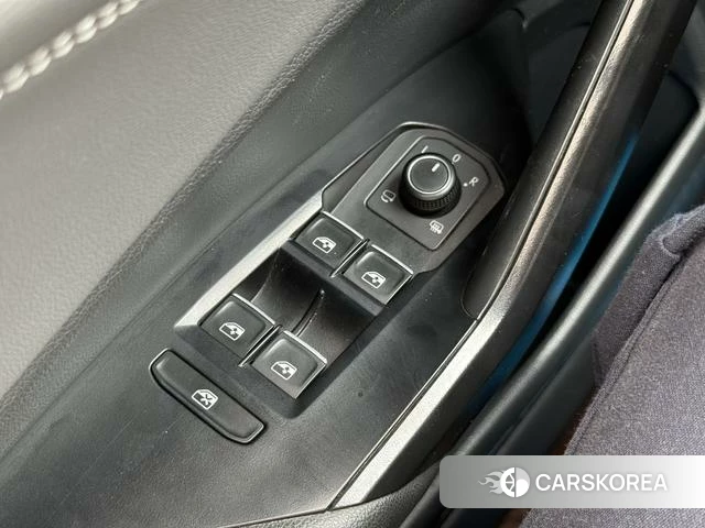 Volkswagen Sagitar id 4261084 из Китая 11