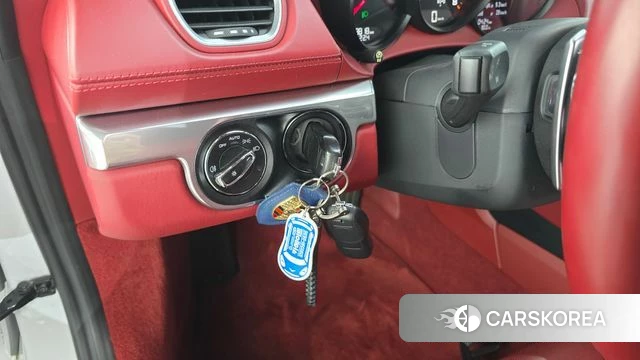 Porsche 718 Cayman id 4502116 из Кореи 11