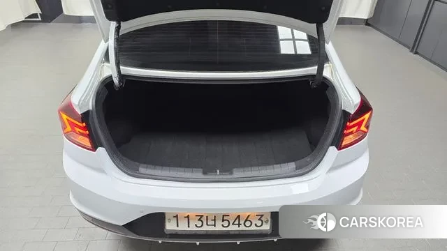 Hyundai The New Avante AD id 3454675 из Кореи 11