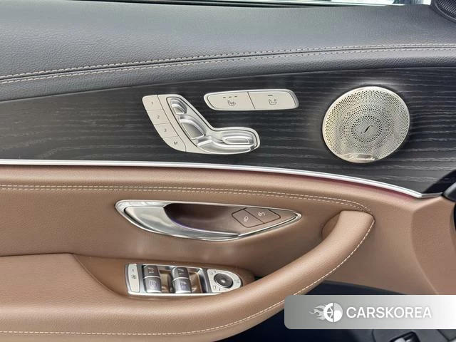 Mercedes-Benz E-class id 4259422 из Китая 11