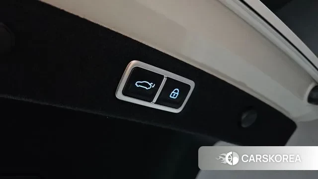 Hyundai Grandeur (GN7) id 3120097 из Кореи 11