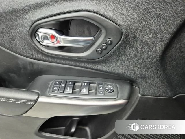 Jeep Cherokee (KL) id 4496150 из Кореи 11