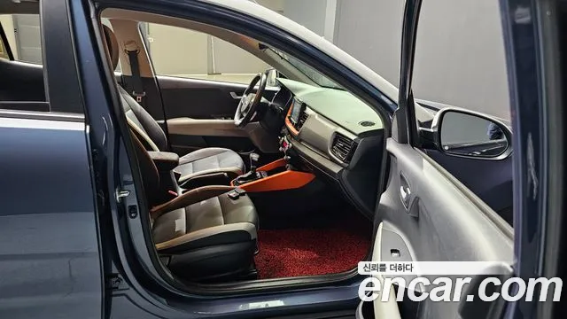 Kia Stonic id 2572429 из Кореи 11