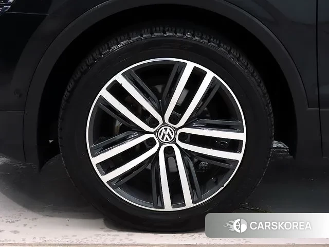 Volkswagen Tiguan Allspace id 2986690 из Кореи 11