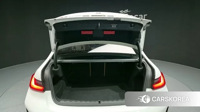 BMW 3 Series (G20) id 3031778 из Кореи 11