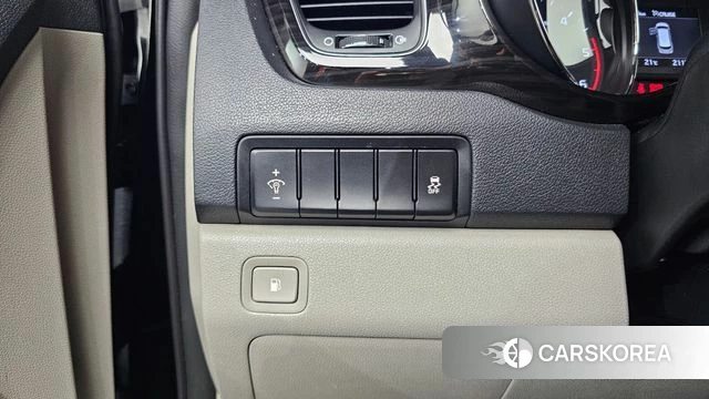 Kia The New Carnival id 4430420 из Кореи 11
