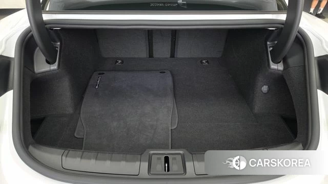 Porsche Taycan id 4880071 из Кореи 11
