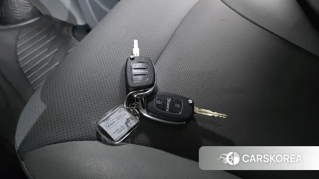 Hyundai The New Grand Starex id 3000374 из Кореи 11