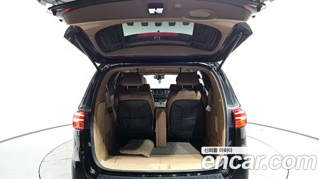 Kia The New Carnival id 2244963 из Кореи 11