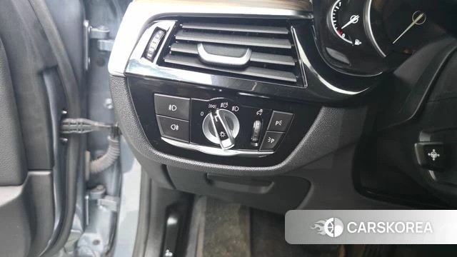 BMW 5 Series (G30) id 4581710 из Кореи 11